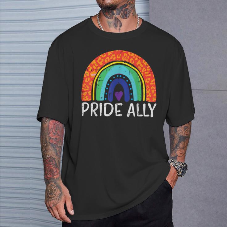 レインボーフラッグ プライド アリー ゲイプライド 月 Lgbtq Ally Lgbt Tシャツ 彼への贈り物
