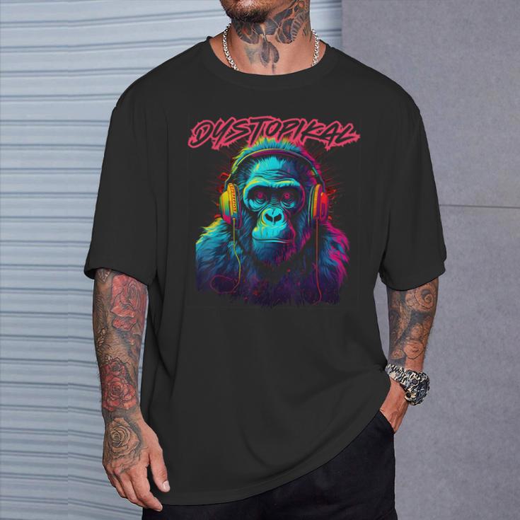 レトロなシンセウェーブパンクゴリラデザイン。 Tシャツ 彼への贈り物