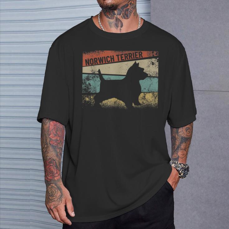 レトロノーリッチテリア ドッグブリードシルエット ノーリッチテリア Tシャツ 彼への贈り物