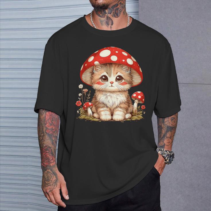 ヴィンテージ猫とキノコの帽子かわいいコテージコア美学 Tシャツ 彼への贈り物