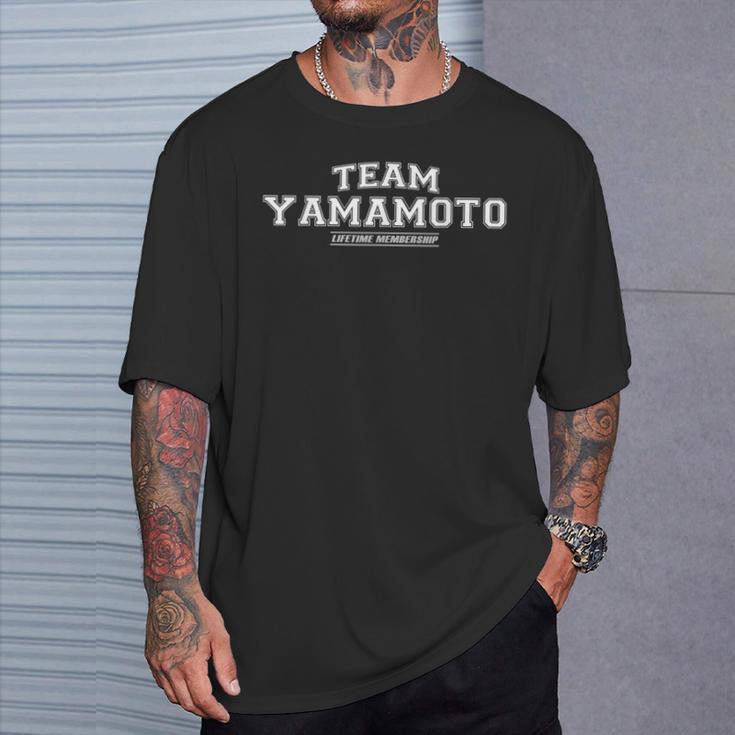 山本 チーム 誇り高き家族名 苗字ギフト Tシャツ 彼への贈り物