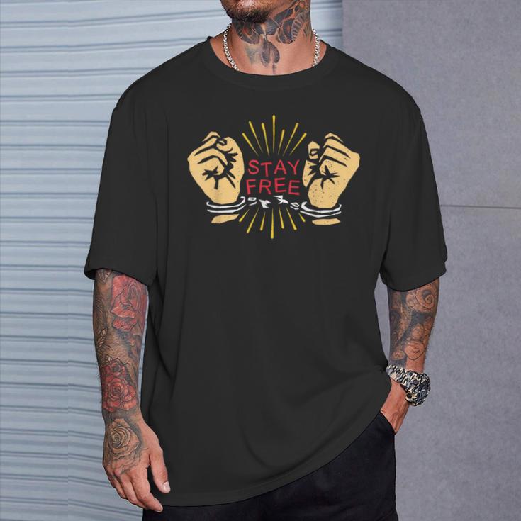 手錠ステイフリーtシャツ 伝統的な刑務所の刑務所休憩 Tシャツ 彼への贈り物