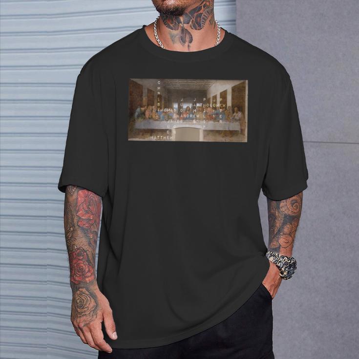 最後の晩餐に12人の使徒がいる主イエス・キリスト Tシャツ 彼への贈り物
