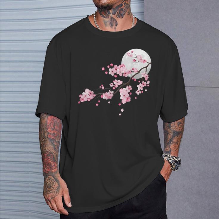 桜の木と月 日本の美しい桜 春 Tシャツ 彼への贈り物