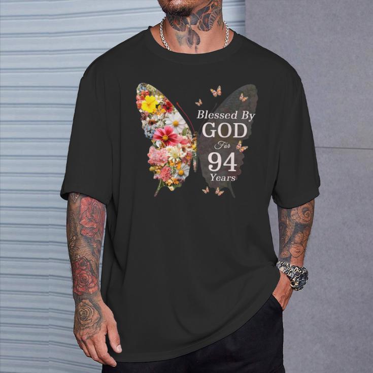 神に祝福され94年 蝶の花 94歳の誕生日 Tシャツ 彼への贈り物