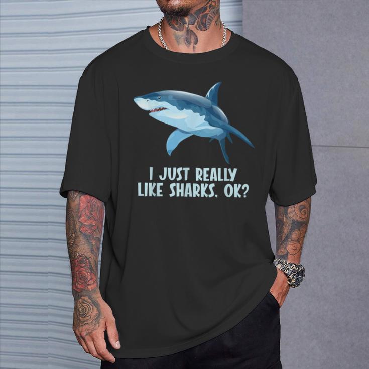 私は本当にサメが好きです Tシャツ 彼への贈り物