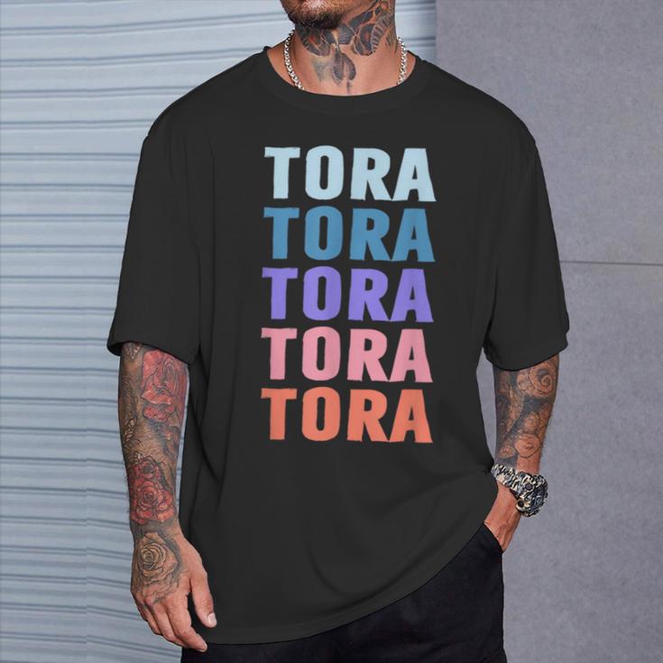 面白いギフトネーム Tora 名前入り Tシャツ 彼への贈り物