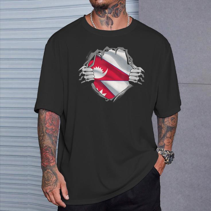 面白いネパール国旗の国 アジア Tシャツ 彼への贈り物