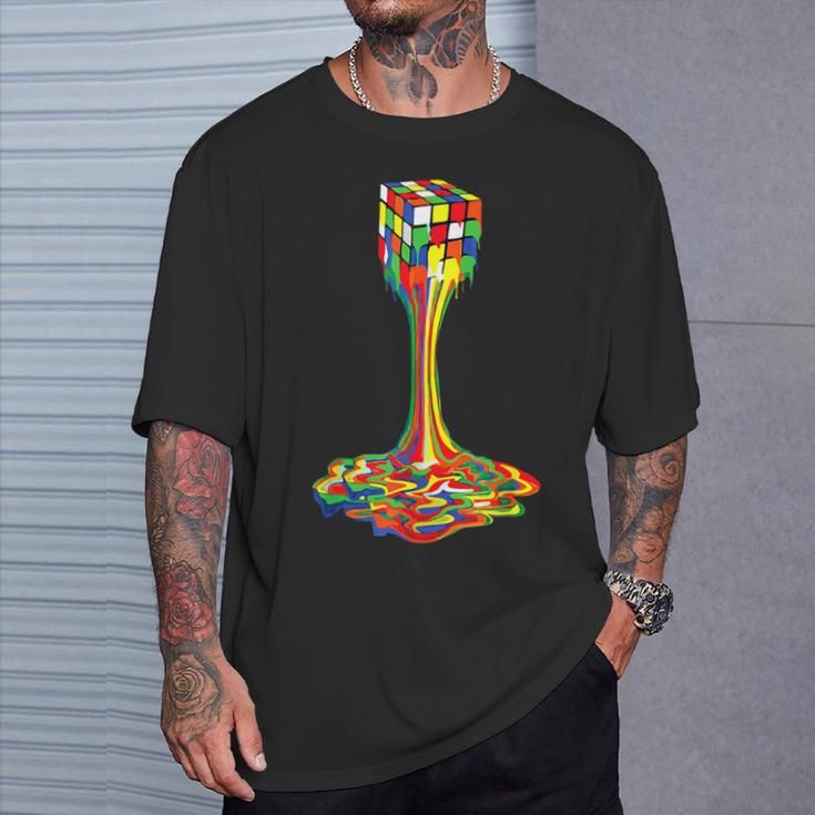 面白い溶けるルービックルービックスルービックスプレイヤーキューブ愛好家。 Tシャツ 彼への贈り物