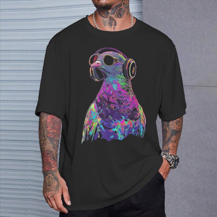 鳩 鳥モチーフ 動物 アート 音楽 ヘッドホン 鳩 Tシャツ 彼への贈り物
