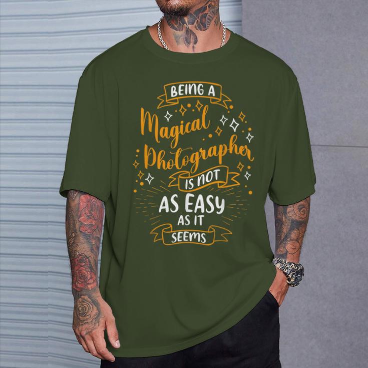 Magical Photographer Christmas Photographer Tシャツ 彼への贈り物