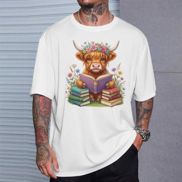 Highland Cow Book Floral Bookworm Librarian Cute Easter Day T-Shirt Gifts for Him