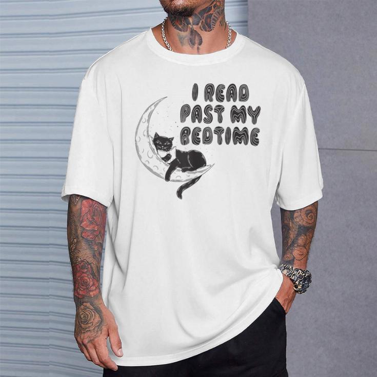 I Read Past My Bedtime Reading Cat Book Lover T-Shirt Gifts for Him