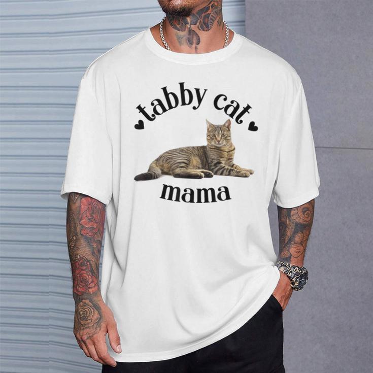 Tabby Cat Mama Linda Mamá Atigrada Amante De Los Gatos Mamá Gatoeñora Camiseta unisex Regalos para él