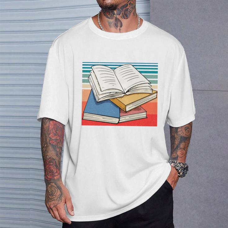 Unpaid Book Critic Book Reader Bookworm Vintage T-Shirt Gifts for Him