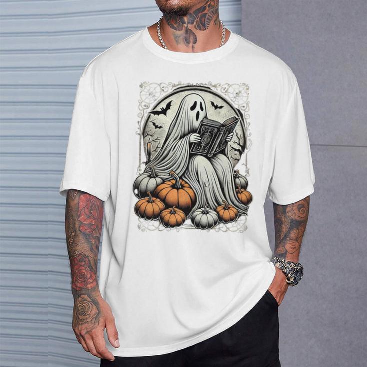 Vintage Ghost Reading Book Pumpkins Goth Halloween Teachers T-Shirt Gifts for Him
