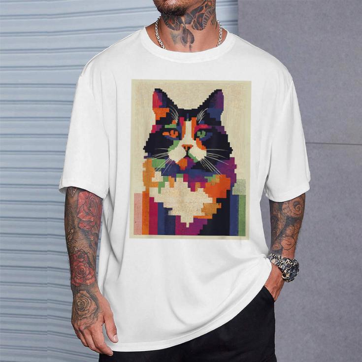 カラフル メインクーン 猫 芸術的 猫 動物 幾何学 アート Tシャツ 彼への贈り物