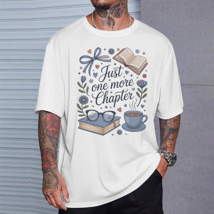 ジャスト・ワン・モア・チャプター・ブック・ラヴァー・リーディング 長袖tシャツ Tシャツ 彼への贈り物
