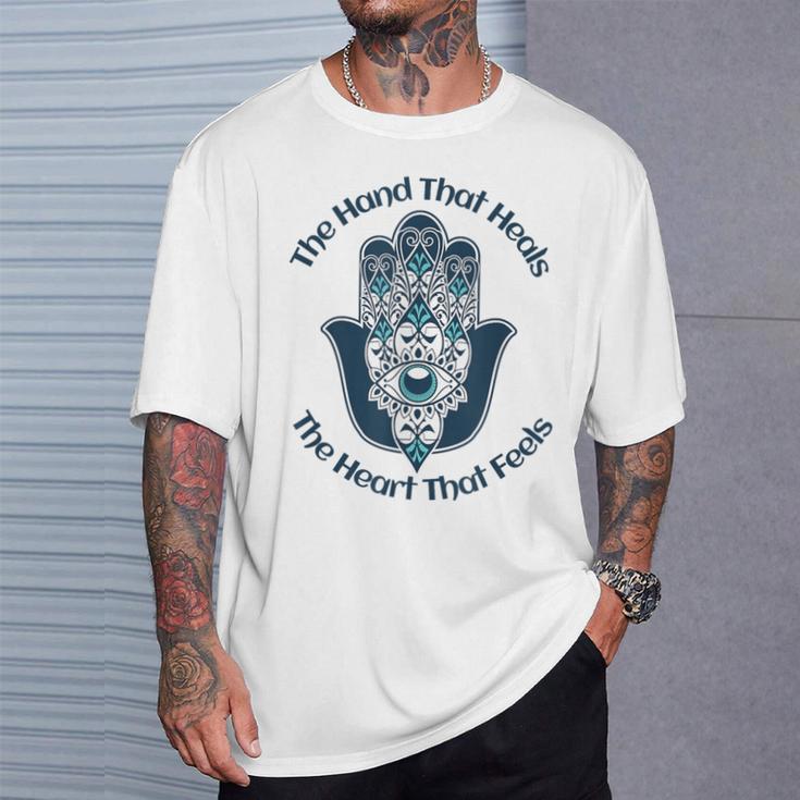 ファティマの手を感じる心を癒す手 Tシャツ 彼への贈り物