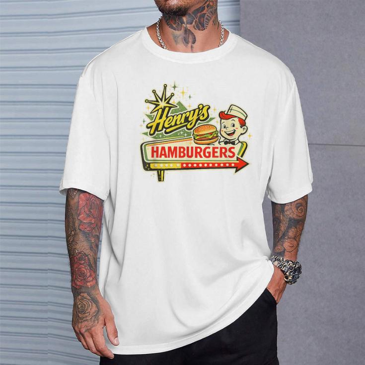 レトロダイナーサインアート ヘンリーのハンバーガー Tシャツ 彼への贈り物