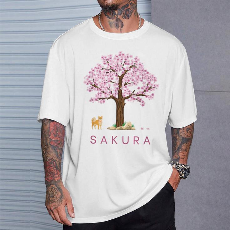 柴犬 和 桜 桜 花 木 春 Tシャツ 彼への贈り物