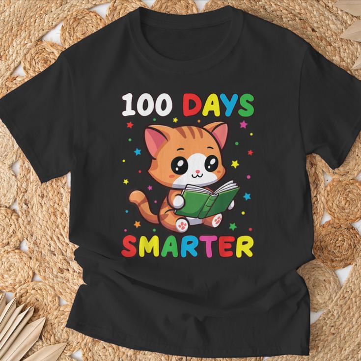 100 Days Smarter Happy Cute Cat Reading A Book T-Shirt Gifts for Old Men