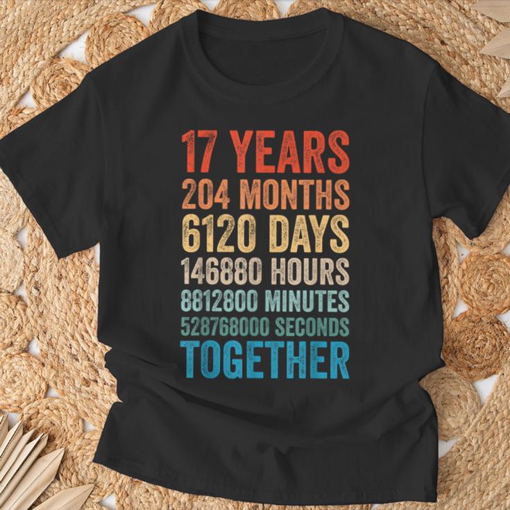 17年目の記念日 彼 彼女 カップル 17回目の結婚 Tシャツ 高齢者への贈り物