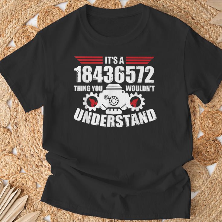 18436572のことだよ君にはわからないだろうけど面白い8 Tシャツ 高齢者への贈り物