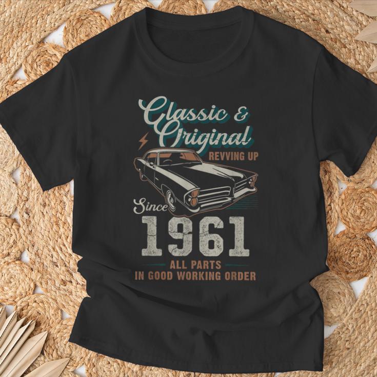 1961年生まれ ヴィンテージカー 65歳の誕生日 Tシャツ 高齢者への贈り物