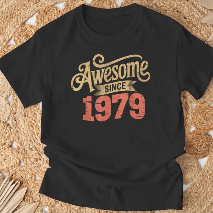 1979年生まれの1979年誕生の素晴らしいギフト。 Tシャツ 高齢者への贈り物