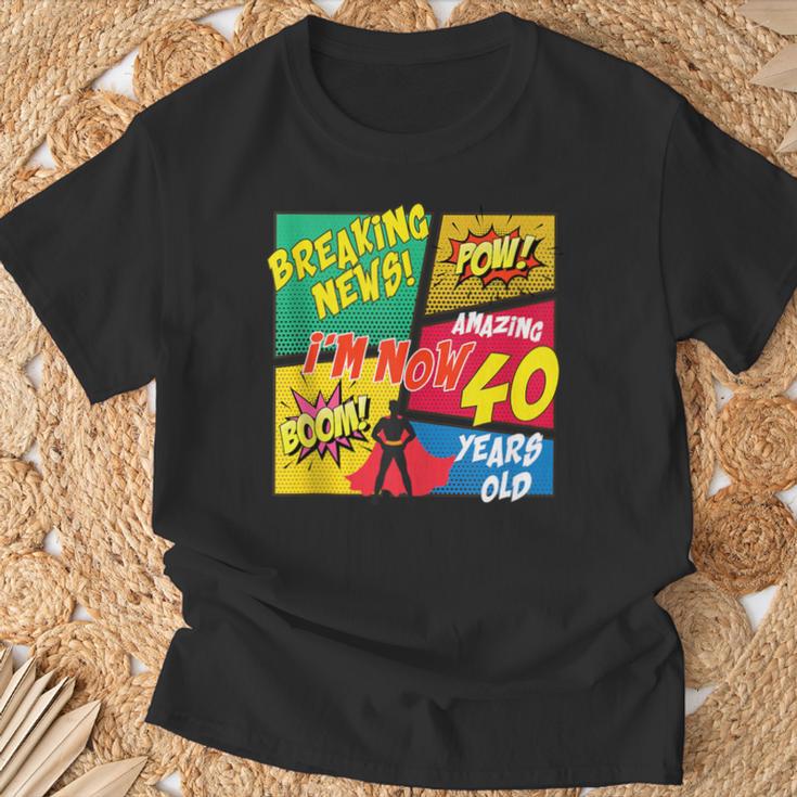 40 Years Old Birthday Comic Style Book Lover Party T-Shirt Gifts for Old Men