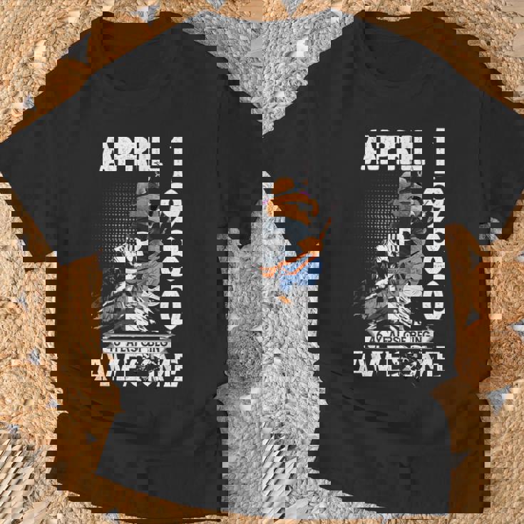 46Th Birthday Legends April 1980Intage 46 Years Old Tシャツ 高齢者への贈り物