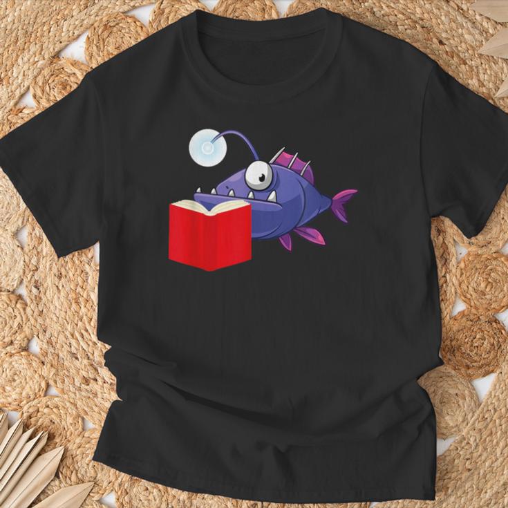 Anglerfish Reading Book T-Shirt Gifts for Old Men