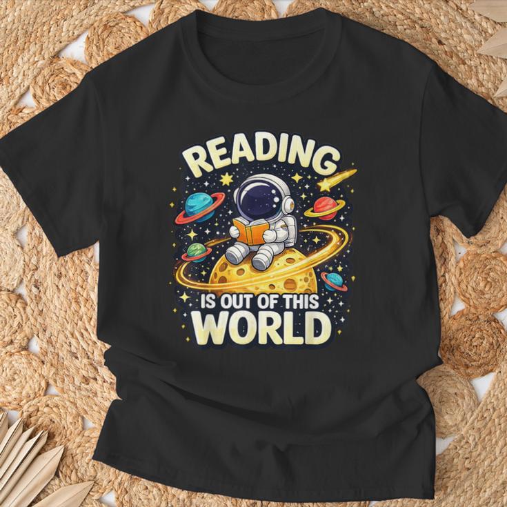 Astronaut Reading Book Lover Space For Men Women Kid T-Shirt Gifts for Old Men