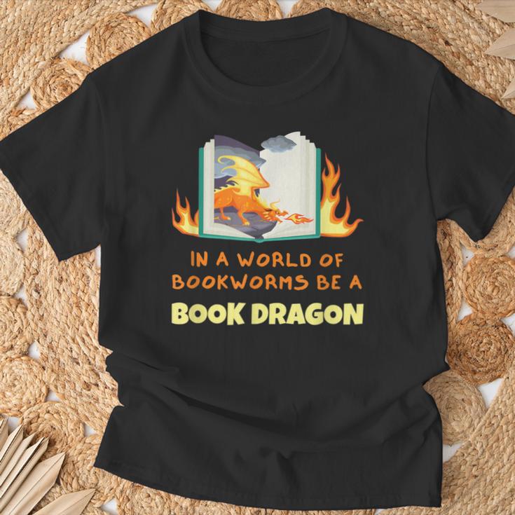 Book Dragon Librarian Book Lovers T-Shirt Gifts for Old Men