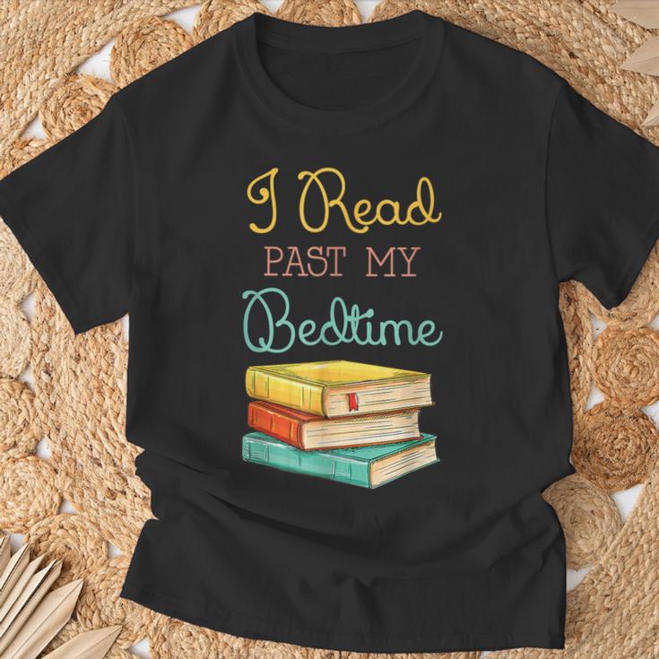 Book Lover I Read Past My Bedtime T-Shirt Gifts for Old Men