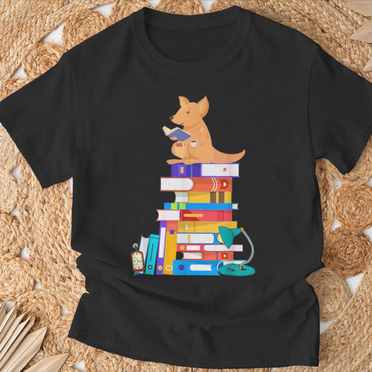 Book Reading Kangaroo Tea Coffee Kawaii Bookworm T-Shirt Gifts for Old Men