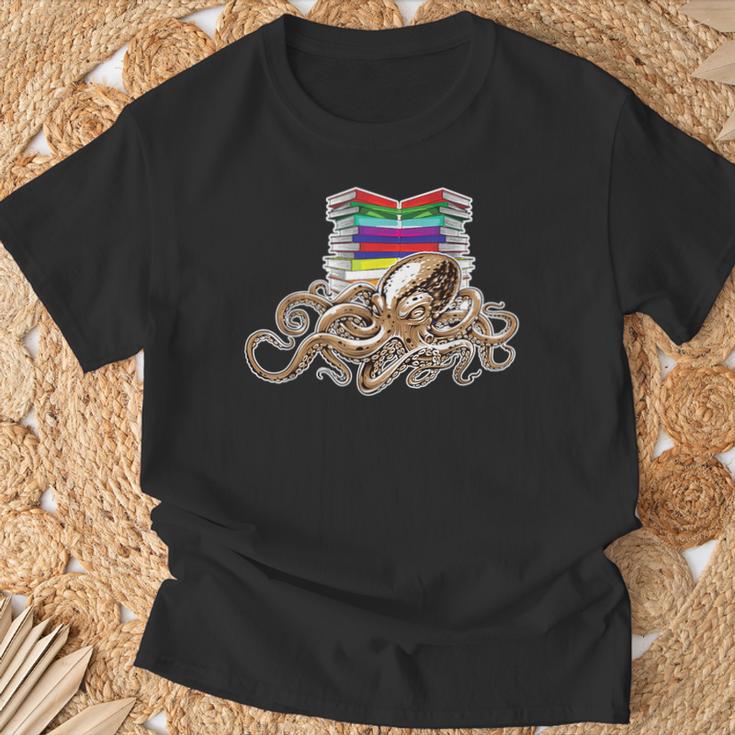 Book-Worm Octopus Reader Teacher Nerd Animal Librarian For Men Women Kids T-Shirt Gifts for Old Men