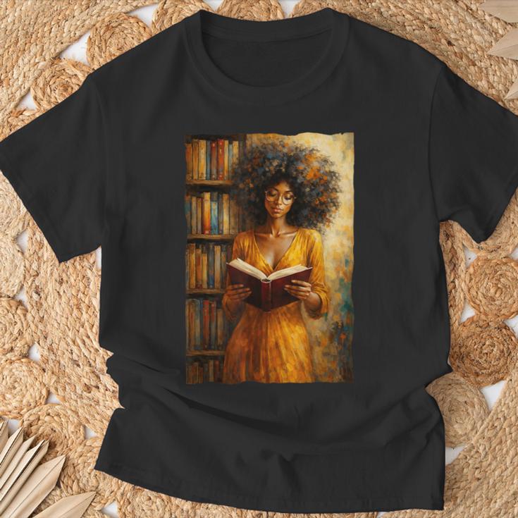 Bookish Melanin Afro Girl Reading Book Bookstore Woman T-Shirt Gifts for Old Men