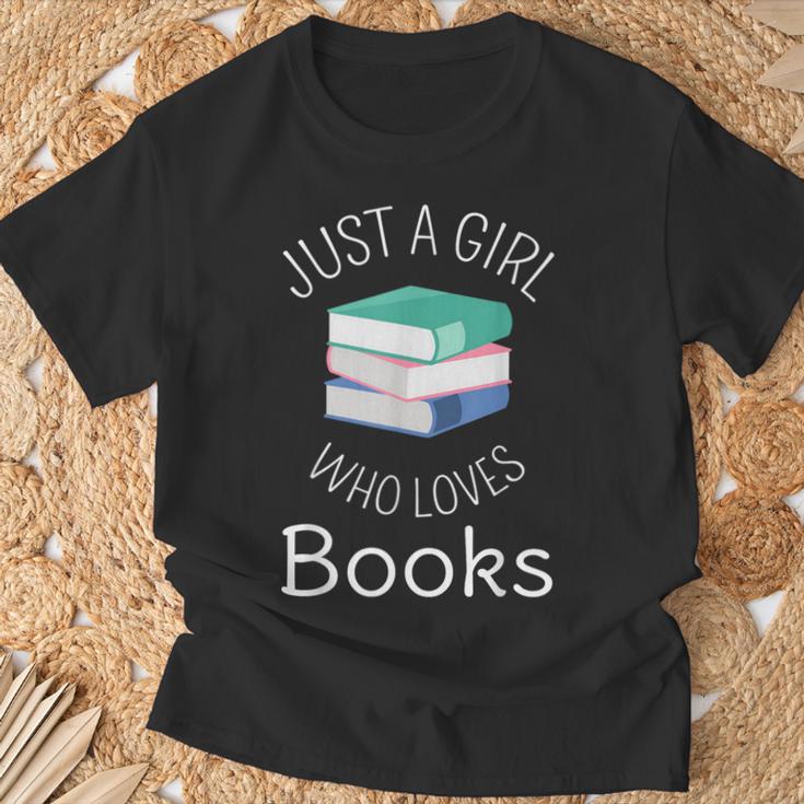 Bookish Women Bookworm Librarian Just a Girl Who Loves Books T-Shirt Gifts for Old Men