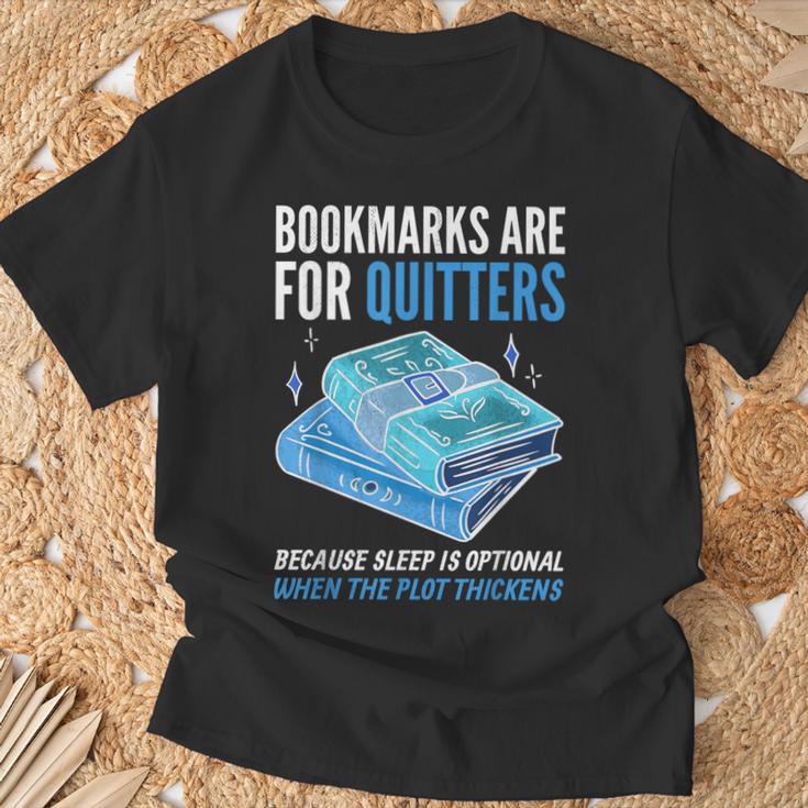 Bookmarks Are For Quitters Book Lover Saying T-Shirt Gifts for Old Men