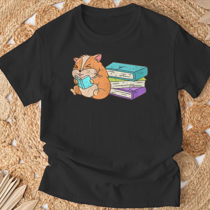 Bookworm Reading Hamster Books T-Shirt Gifts for Old Men