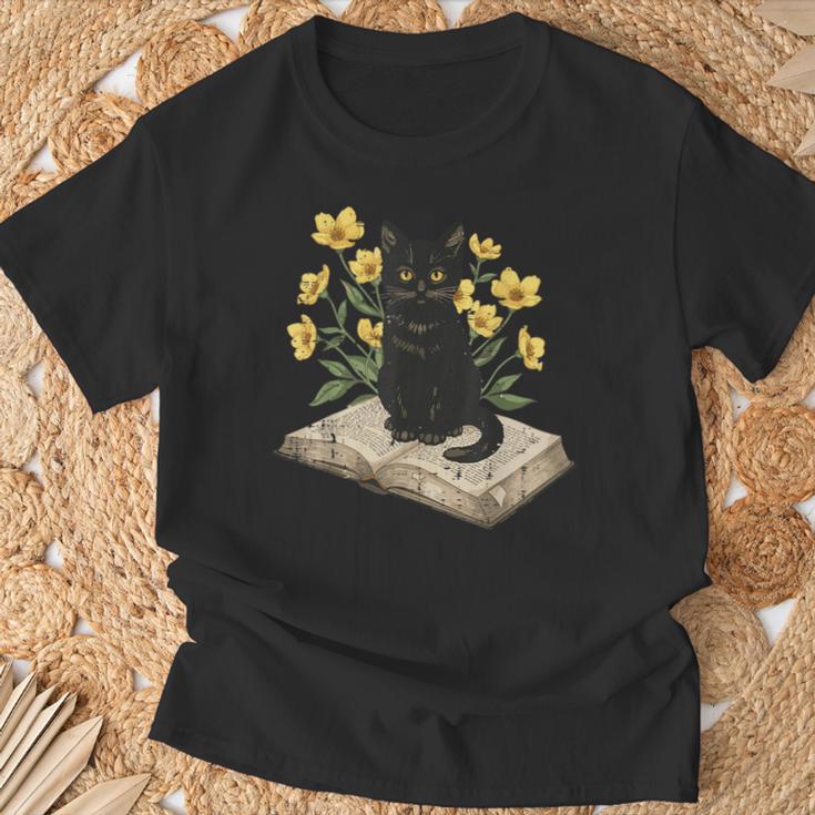 Cat On Book Flowers Cute Kitten Kitty Women Girls Kids T-Shirt Gifts for Old Men