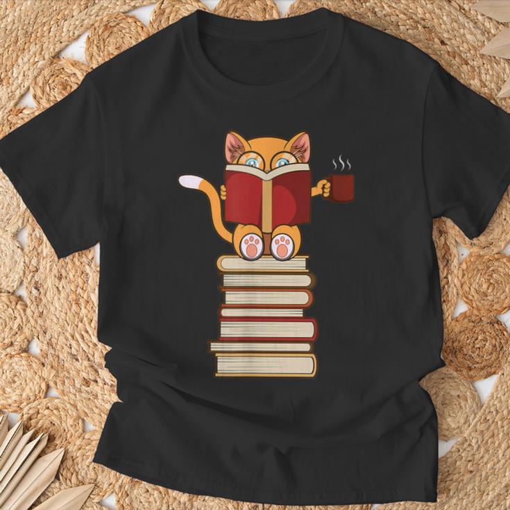 Cats And Reading Books Literature T-Shirt Gifts for Old Men