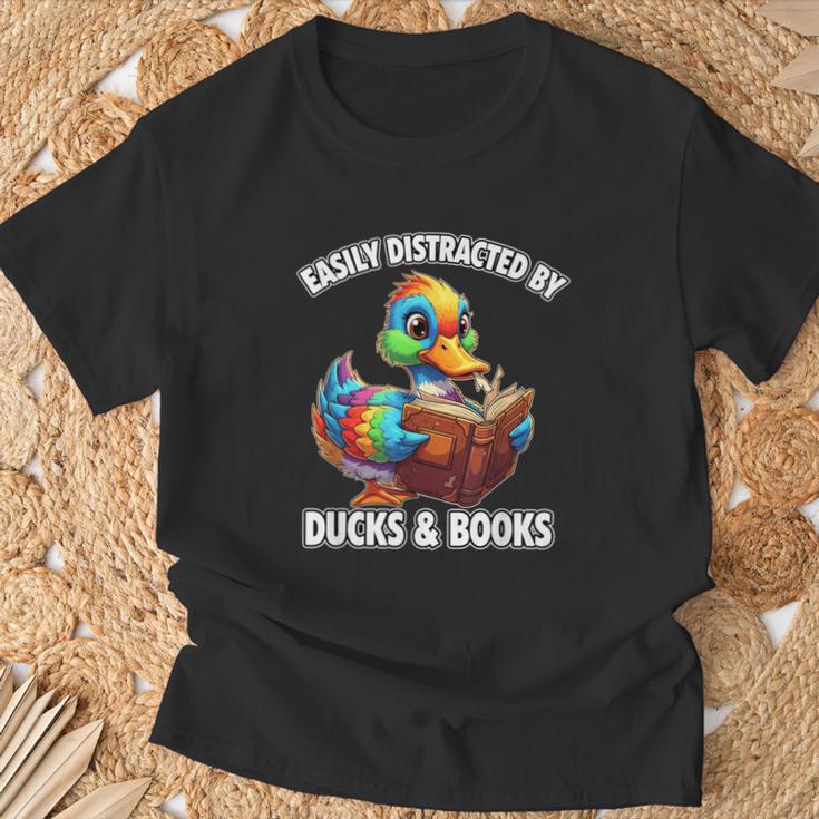 Cool Vintage Easily Distracted By Ducks & Books Lover T-Shirt Gifts for Old Men