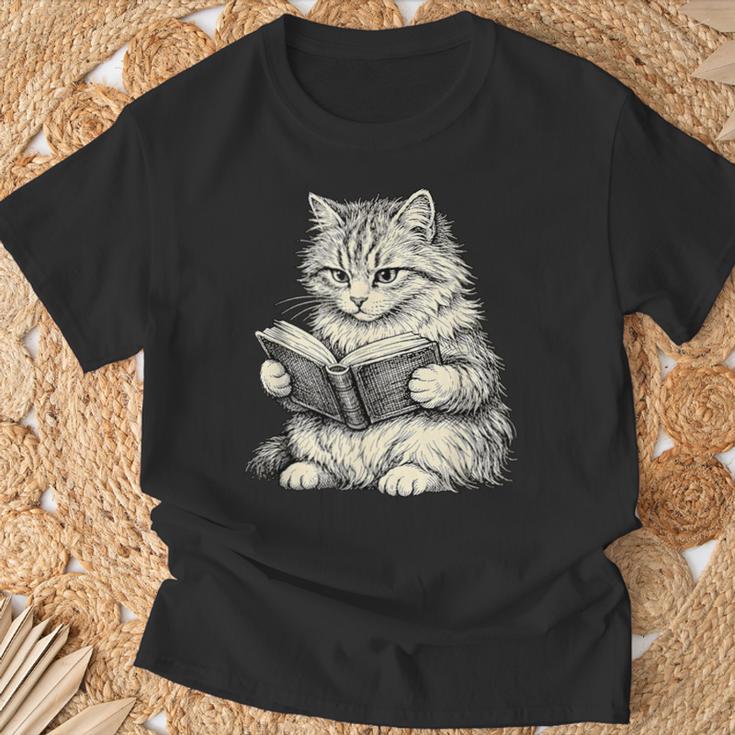 Cute Cat Reading Book Classic Bookworm Animal Pet Lover T-Shirt Gifts for Old Men