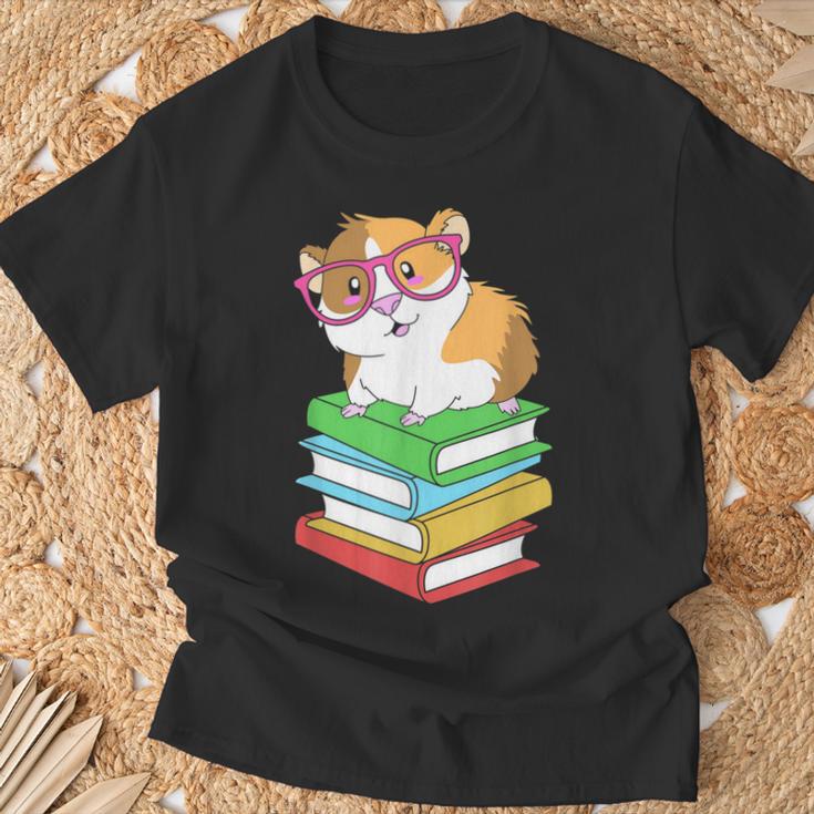 Cute Rodent Pet Bookworms Books And Guinea Pig T-Shirt Gifts for Old Men