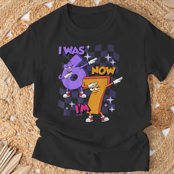 Dabbing 67 私は6歳でしたが、今は7歳です。おもしろいバースデーガールキッズ67 Tシャツ 高齢者への贈り物