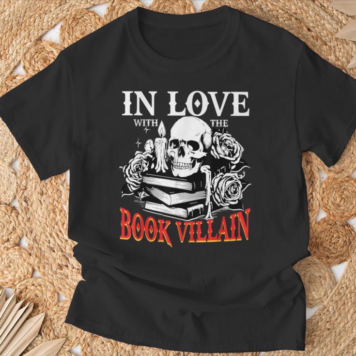 Dark Romance Booktok In Love With The Book Villain T-Shirt Gifts for Old Men