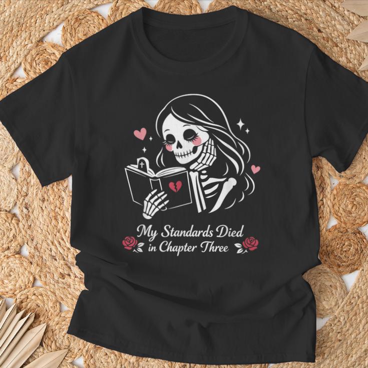 Dark Romance Pajama Skeleton Costume Woman Book Reading T-Shirt Gifts for Old Men